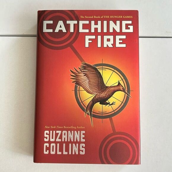 Catching Fire by Suzanne Collins 1st Edition First Printing 2009 Hardcover The H - Picture 1 of 9